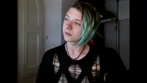 Honey online show from January 9, 8:10 pm