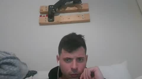 Snapshot of backwoodz69 chatting on February 18, 8:36 pm Backwoodz69 online show from February 18, 8:36 pm
