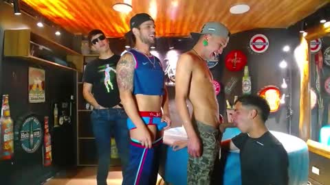 Snapshot of backyardigans chatting on October 28, 11:47 am backyardigans online show from October 28, 11:47 am