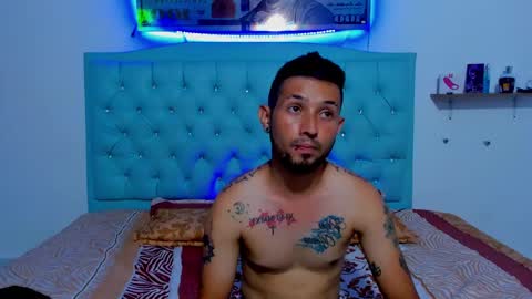 s   online show from October 12, 10:20 pm