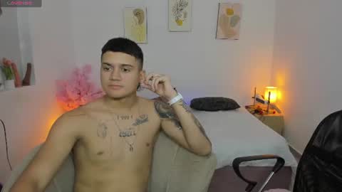 bad_boy__777 online show from June 9, 9:26 pm