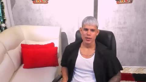 bad_boytoh online show from December 17, 12:33 pm