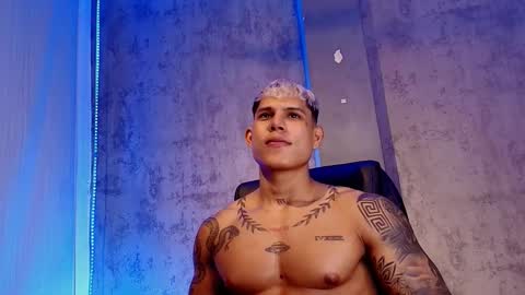 bad_boytoh online show from February 4, 2:06 am