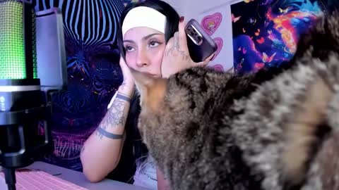 Bratty Lanita - independent online show from January 20, 11:10 pm