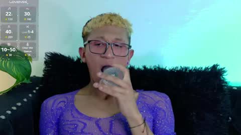 Damian  online show from June 6, 5:34 am