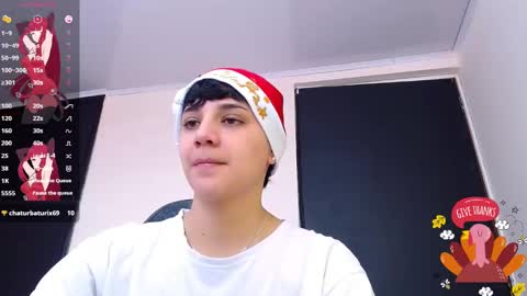 Snapshot of bad_giirl__ chatting on December 6, 3:22 pm Anna online show from December 6, 3:22 pm
