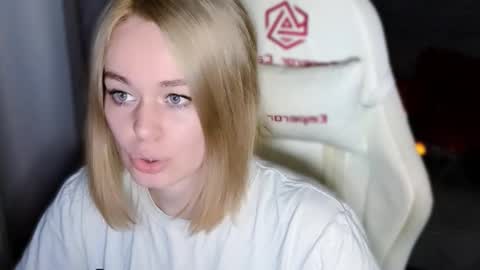 Lin online show from October 26, 1:22 am