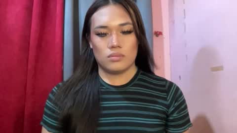 Snapshot of bad_kitty_amara chatting on March 24, 3:22 am AMARA - FOLLOW ME AND THUMBS UP online show from March 24, 3:22 am