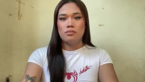 Snapshot of bad_kitty_amara chatting on April 2, 9:56 pm AMARA - FOLLOW ME AND THUMBS UP online show from April 2, 9:56 pm