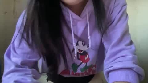 Snapshot of bad_kitty_amara chatting on April 4, 3:16 am AMARA - FOLLOW ME AND THUMBS UP online show from April 4, 3:16 am