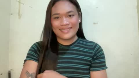 Snapshot of bad_kitty_amara chatting on April 9, 4:56 pm AMARA - FOLLOW ME AND THUMBS UP online show from April 9, 4:56 pm