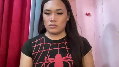 Snapshot of bad_kitty_amara chatting on April 12, 3:33 am AMARA - FOLLOW ME AND THUMBS UP online show from April 12, 3:33 am