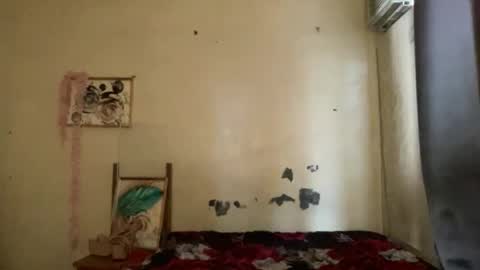 Snapshot of bad_kitty_amara chatting on April 12, 11:32 pm AMARA - FOLLOW ME AND THUMBS UP online show from April 12, 11:32 pm