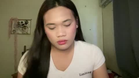 Snapshot of bad_kitty_amara chatting on April 15, 1:56 am AMARA - FOLLOW ME AND THUMBS UP online show from April 15, 1:56 am