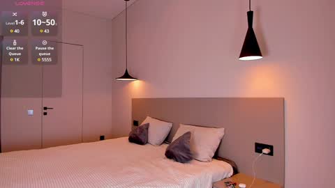 Snapshot of badasianbaby chatting on December 1, 7:58 pm Anel online show from December 1, 7:58 pm