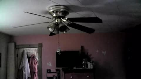 Snapshot of badassrider420 chatting on November 5, 1:38 am badassrider420 online show from November 5, 1:38 am