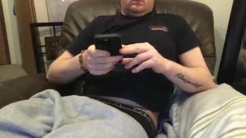 newbate online show from March 29, 2:11 am