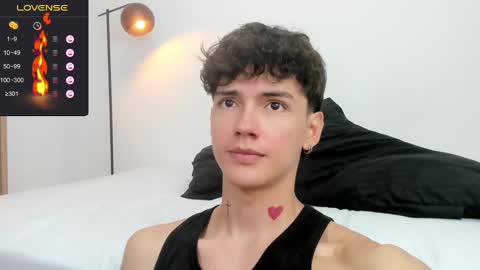 Snapshot of badboy_one chatting on January 27, 8:49 pm jhojan online show from January 27, 8:49 pm