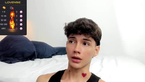 Snapshot of badboy_one chatting on February 9, 8:45 pm jhojan online show from February 9, 8:45 pm