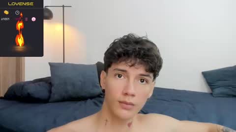 Snapshot of badboy_one chatting on February 15, 2:44 pm jhojan online show from February 15, 2:44 pm