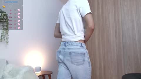 Snapshot of badboy_one chatting on October 5, 11:24 pm jhojan online show from October 5, 11:24 pm