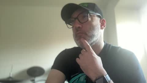 Snapshot of badboymusician chatting on October 4, 6:50 pm RockHardDrummer online show from October 4, 6:50 pm