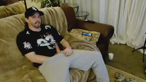 badd0ll online show from July 24, 12:36 pm