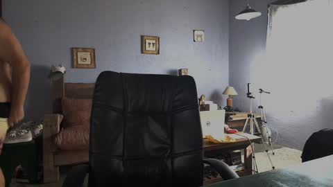 Baddaddybrazil online show from December 16, 7:32 pm