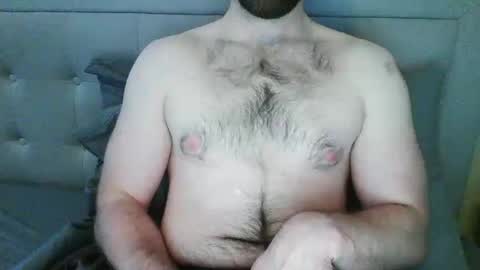 baddboy24777 online show from May 18, 12:07 am