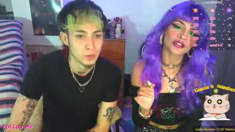 Dan  Lila  online show from November 14, 8:40 pm