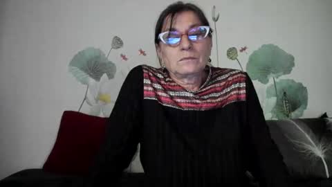 Gina online show from October 7, 10:01 am