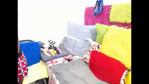 Snapshot of badgirlsexyt chatting on February 21, 2:18 pm badgirlsexyt online show from February 21, 2:18 pm