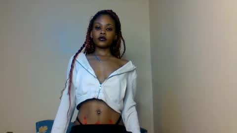 Snapshot of badgurllily chatting on October 25, 10:45 am Lily. online show from October 25, 10:45 am