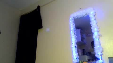 Snapshot of badgurllily chatting on November 6, 8:10 pm Lily. online show from November 6, 8:10 pm