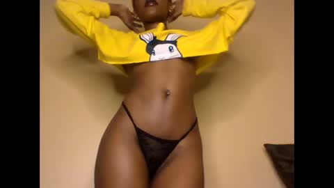 Snapshot of badgurllily chatting on December 5, 5:20 pm Lily. online show from December 5, 5:20 pm