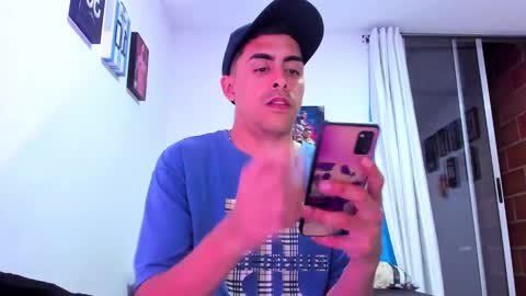 Juan Help us reach 100 likes online show from December 14, 3:40 am