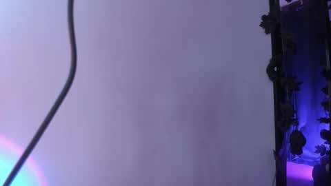 Snapshot of badkatyuska chatting on October 3, 10:07 pm Please help me to reach 100 thumbs up online show from October 3, 10:07 pm