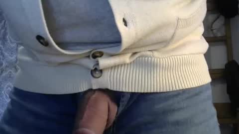 Snapshot of badlad10 chatting on December 13, 9:20 pm badlad10 online show from December 13, 9:20 pm