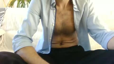 Snapshot of badmax35 chatting on April 4, 4:59 pm badmax online show from April 4, 4:59 pm