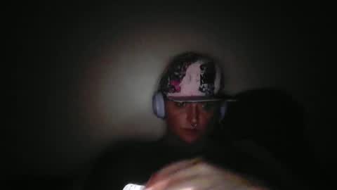 badragon6x9 online show from September 14, 6:34 am