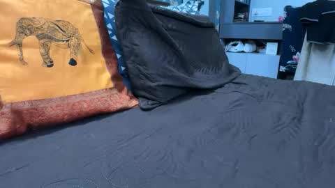 badsins13 online show from February 18, 3:46 am