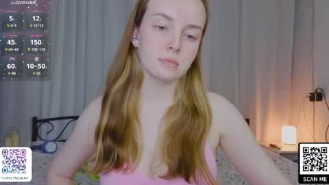 Snapshot of bae_cake_ chatting on July 4, 7:31 pm Alice online show from July 4, 7:31 pm