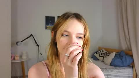 Snapshot of baeyoda chatting on June 7, 4:00 pm Kate online show from June 7, 4:00 pm
