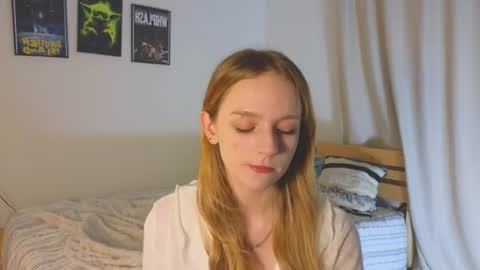 Snapshot of baeyoda chatting on June 14, 4:20 pm Kate online show from June 14, 4:20 pm