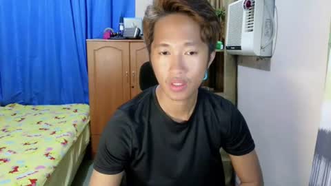 baggage00 online show from June 12, 9:19 am