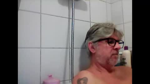 baggelina75 online show from March 3, 5:50 pm