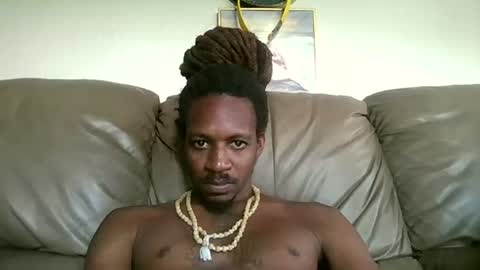 Snapshot of bahamian_linga chatting on June 13, 6:28 pm bahamian_linga online show from June 13, 6:28 pm