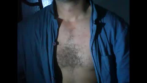 Snapshot of baiat_frumusel chatting on December 8, 7:37 am baiat_frumusel online show from December 8, 7:37 am