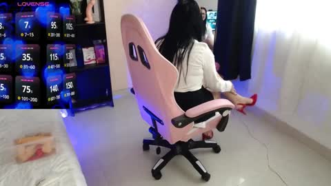 sandra online show from December 22, 12:38 pm