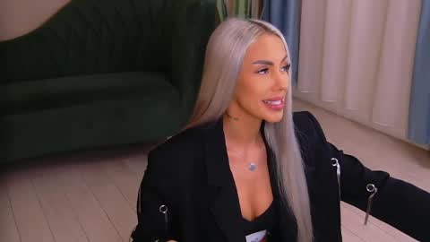 bailey_rush online show from May 1, 4:00 pm